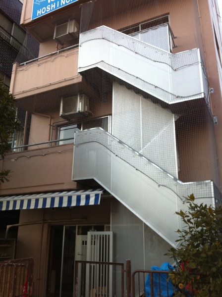 落下防止ネット　施工例3